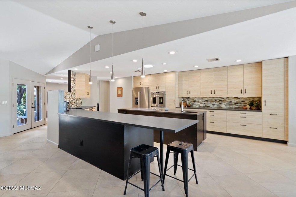 2 interiors-3