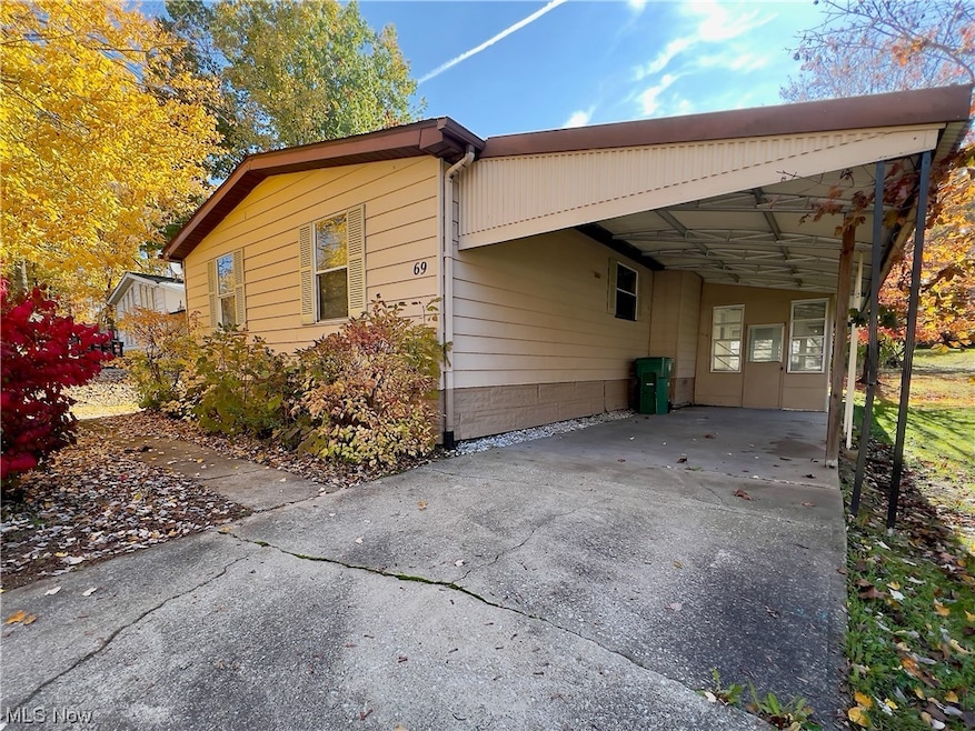 69 Tracy Ln, Hiram, OH 44234 - photo 1