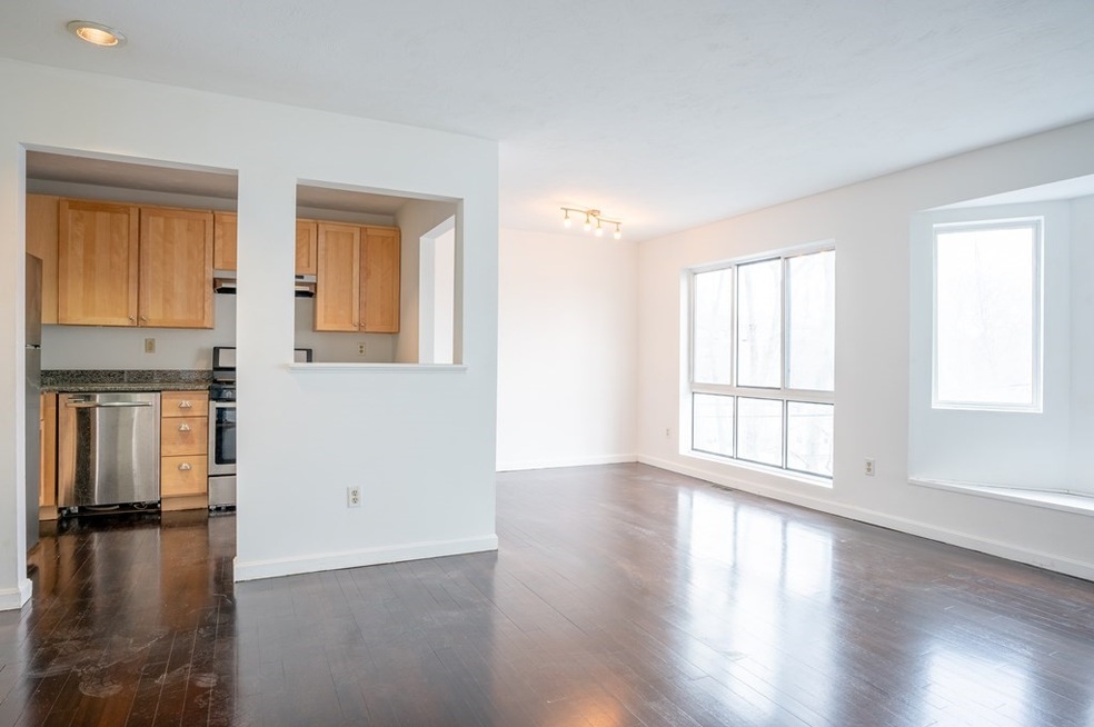 391 Hyde Park Ave unit 109, Roslindale, MA 02131 - photo 1