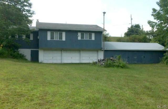 1521 Keystone Ln, Kunkletown, PA 18058 - photo 1