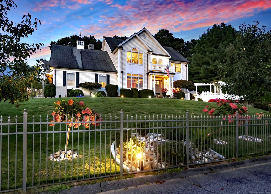 Sold $1,125,000 • Co-Listing Agent