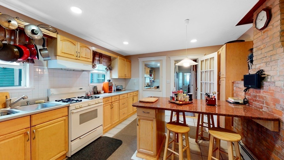 Sold $1,100,000 • Co-Listing Agent