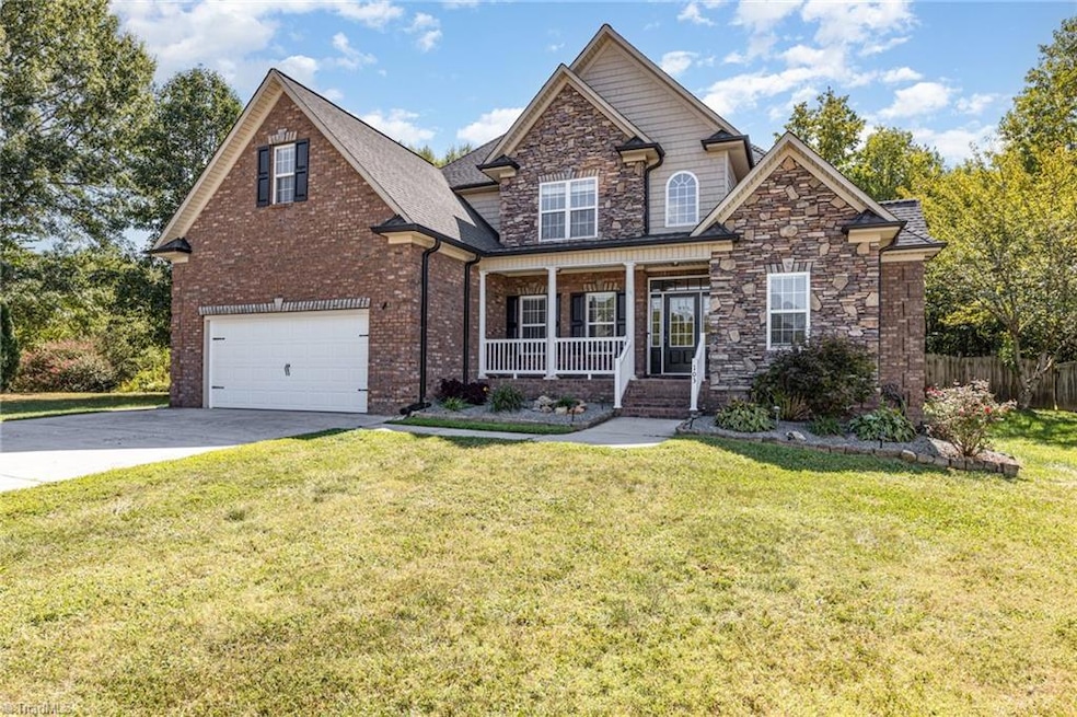 For Sale $485,000 • Co-Listing Agent