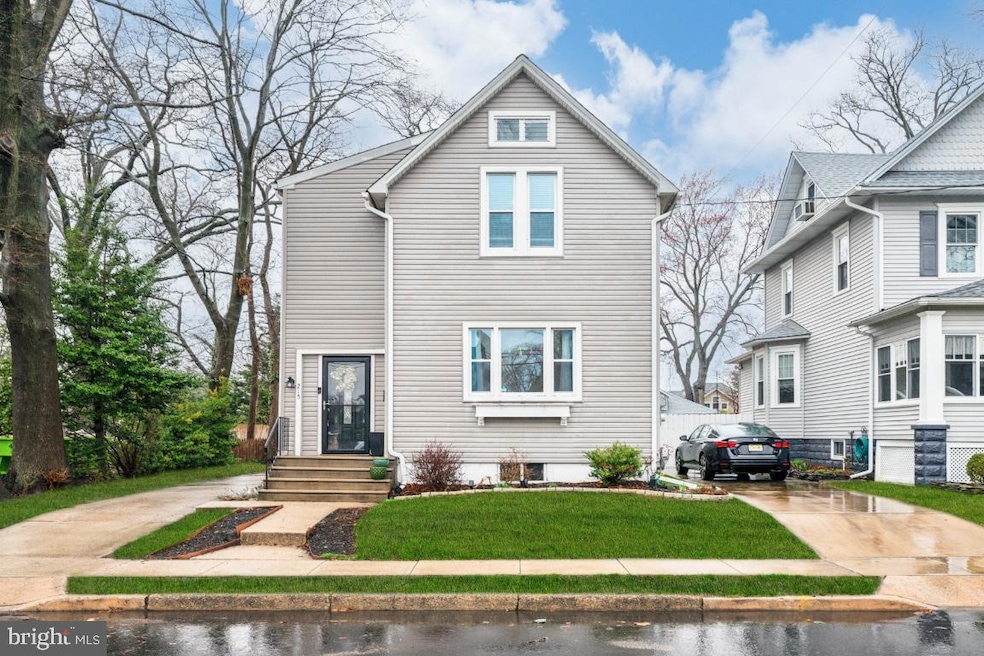 215 W Pine St, Audubon, NJ 08106 - photo 1