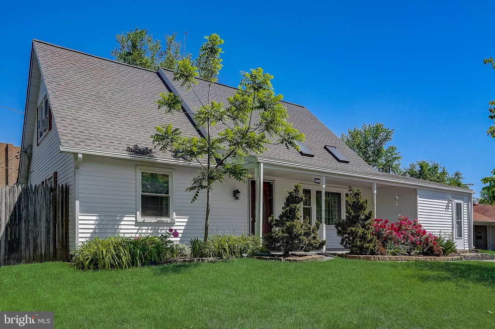 12619 Heming Ln, Bowie, MD 20716 - photo 1