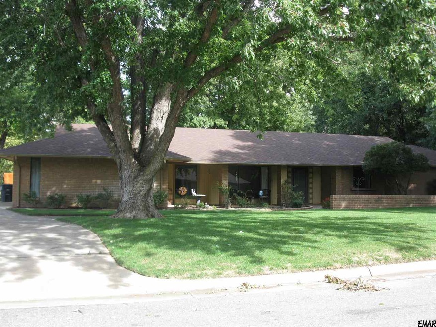The home sits on a large corner lot!