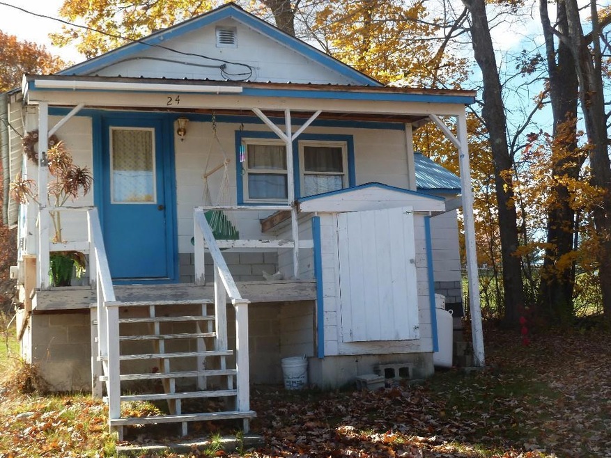 24 Warren St, Bridgton, ME 04009 - photo 1