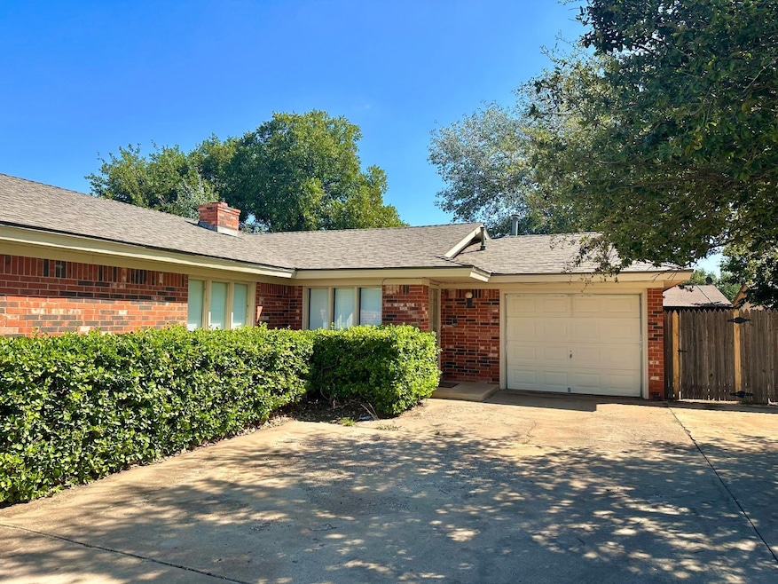 7805 Memphis Ave unit B, Lubbock, TX 79423 - photo 1