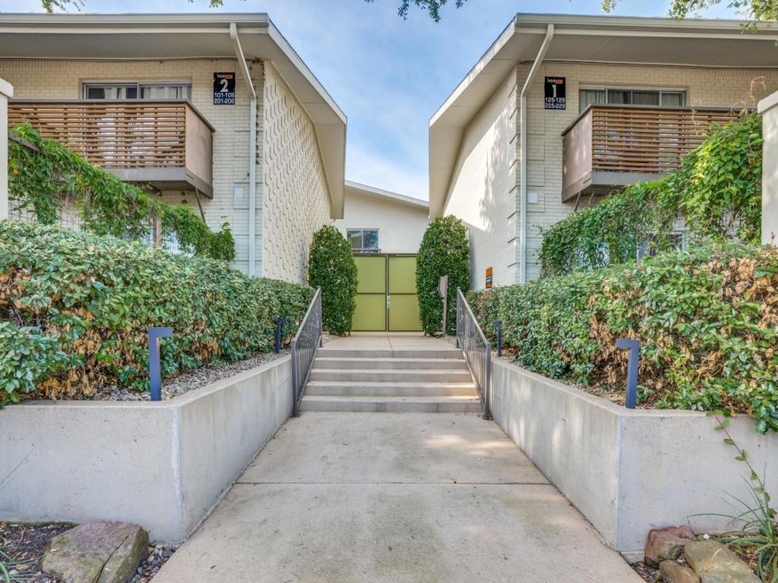 Complex located centrally near Inwood Village