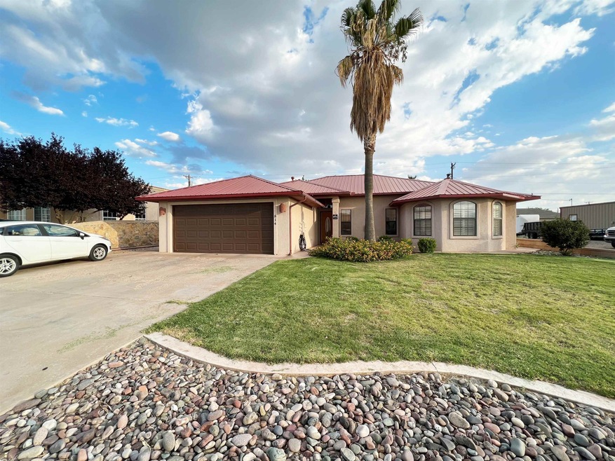 814 Mimosa Ave, Alamogordo, NM 88310 - photo 1