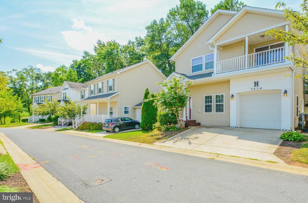 7634 Bluff Point Ln, Elkridge, MD 21075 - photo 1