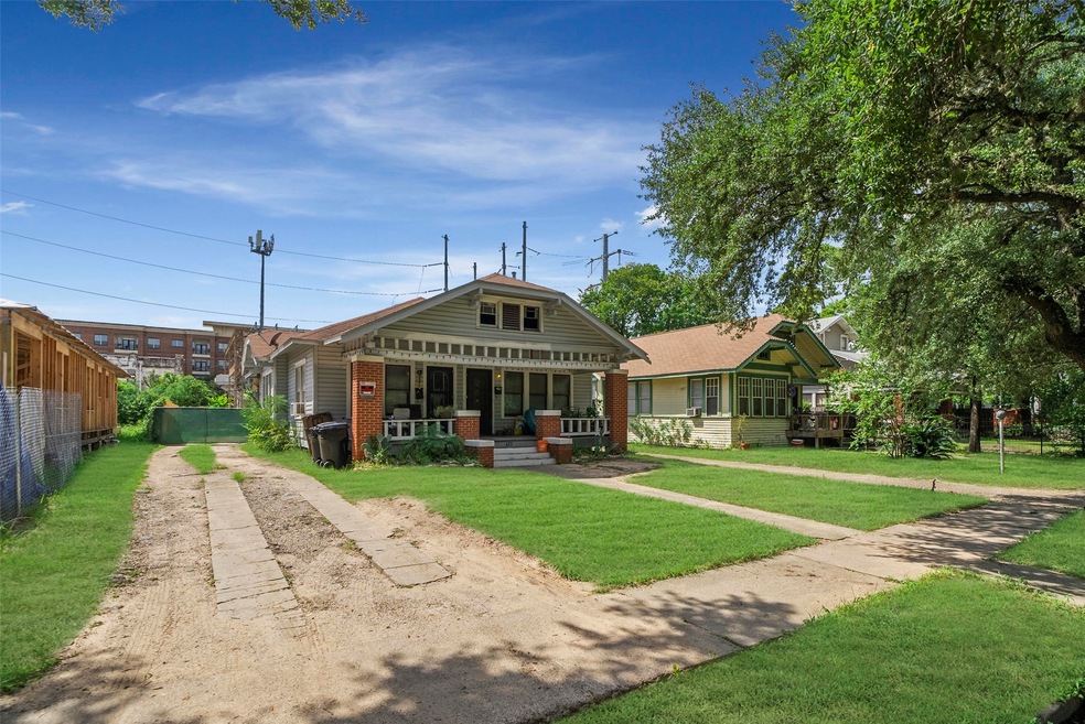 623 Heights Blvd, Houston, TX 77007 - photo 1