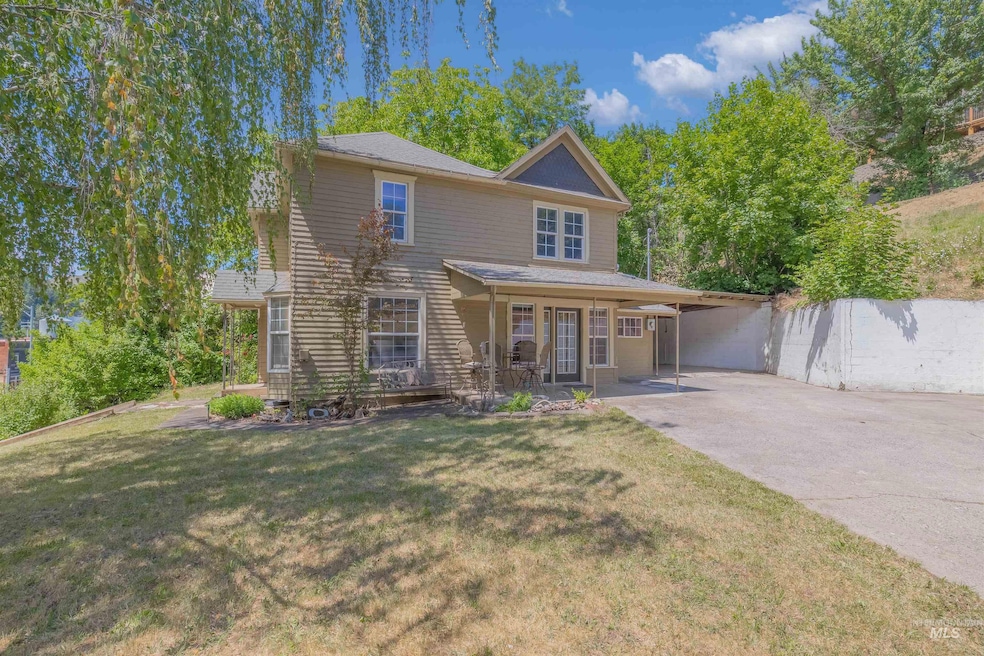 812 Main St, Kendrick, ID 83537 - photo 1