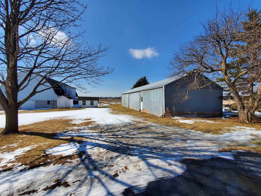 E4961 Butternut Ridge Rd, Weyauwega, WI 54983 - photo 1