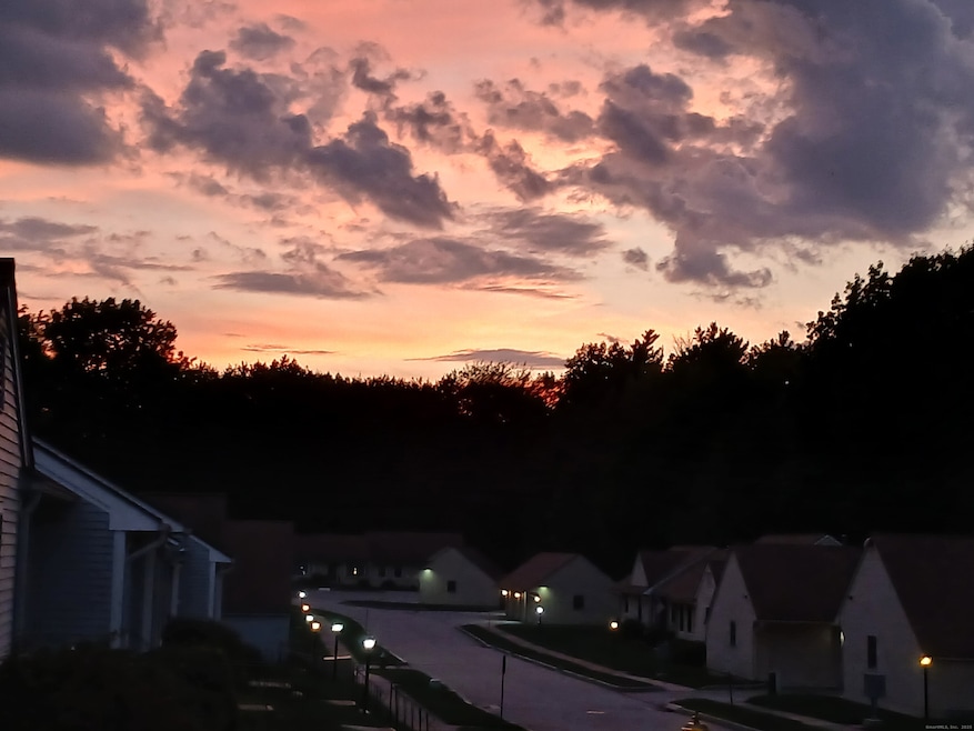 10 Rockhaven Dr unit 10, Glastonbury, CT 06033 - photo 1