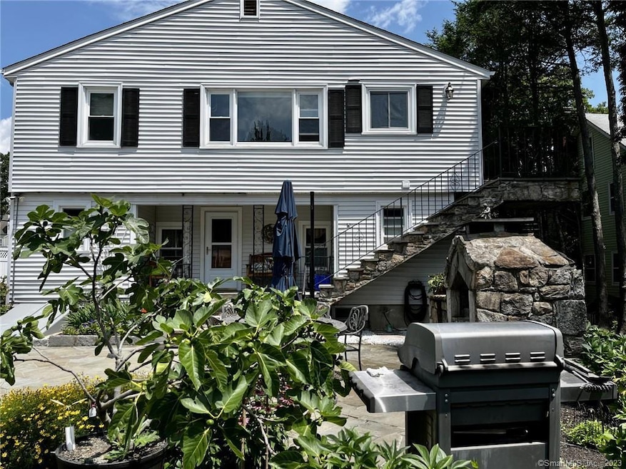 68 Forest St unit B, New Canaan, CT 06840 - photo 1