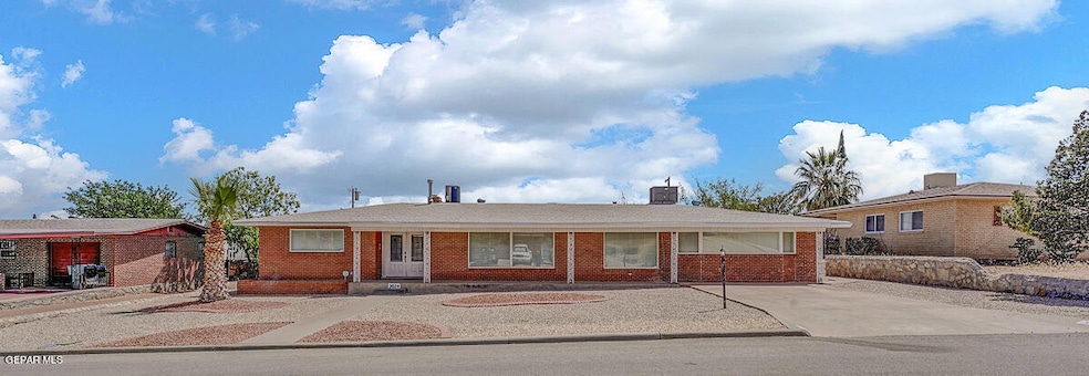 3024 Polk Ave, El Paso, TX 79930 - photo 1