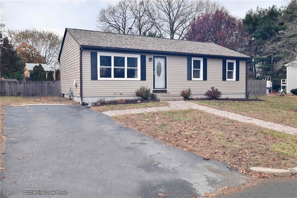 31 Sparrow Ln, Warwick, RI 02889 - photo 1