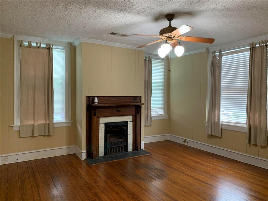 1065 Oglethorpe St, Macon, GA 31201 - photo 1