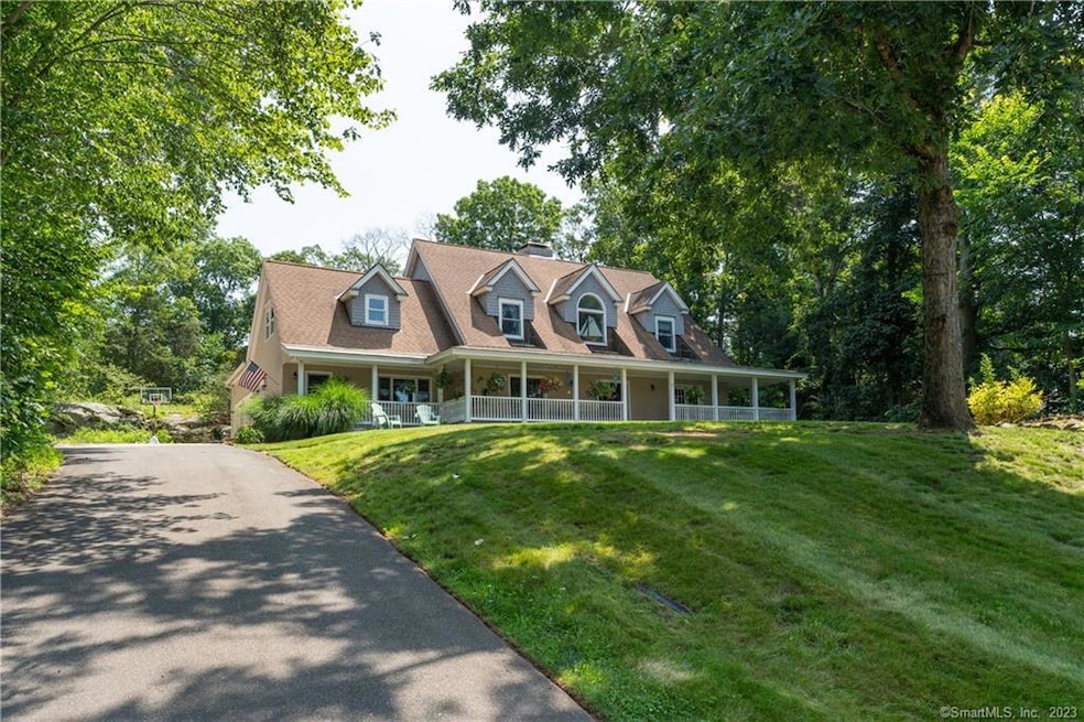 25 Beechwood Rd, Branford, CT 06405 - photo 1