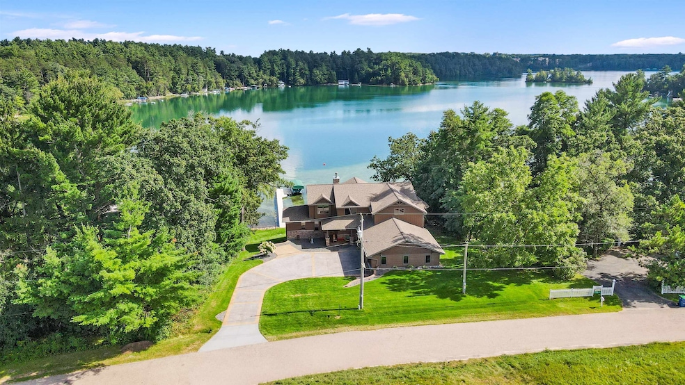 For Sale $4,500,000 • Co-Listing Agent