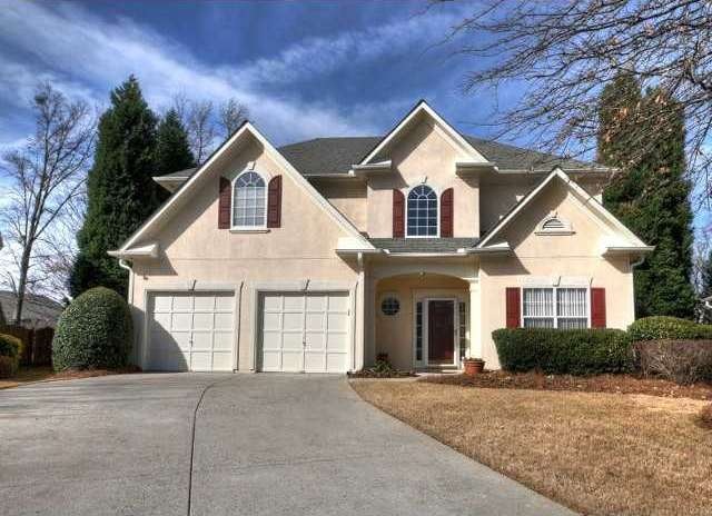 Exterior Front. Great home on quiet cul-de-sac lot