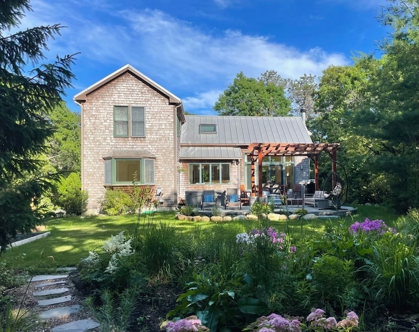 68 Tower Ln, Edgartown, MA 02539 - photo 1