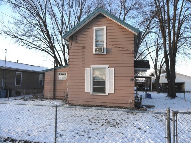 684 Meadow St, Marion, OH 43302 - photo 1