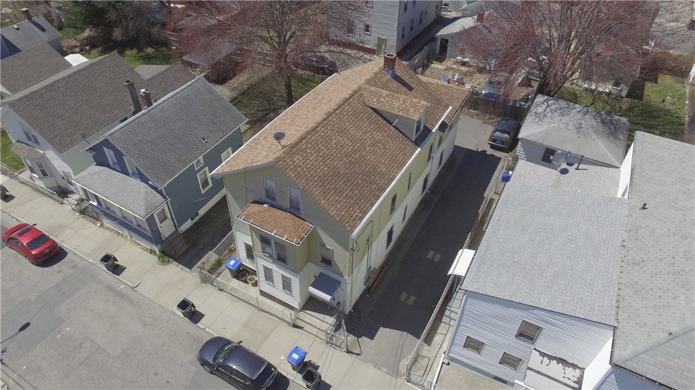 26 La Vaughn St, Providence, RI 02909 - photo 1