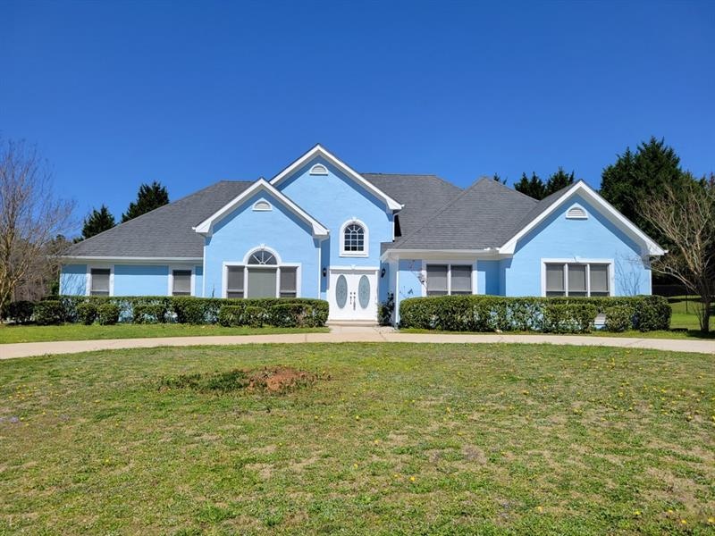 1020 Forest Hills Dr SE, Conyers, GA 30094 - photo 1