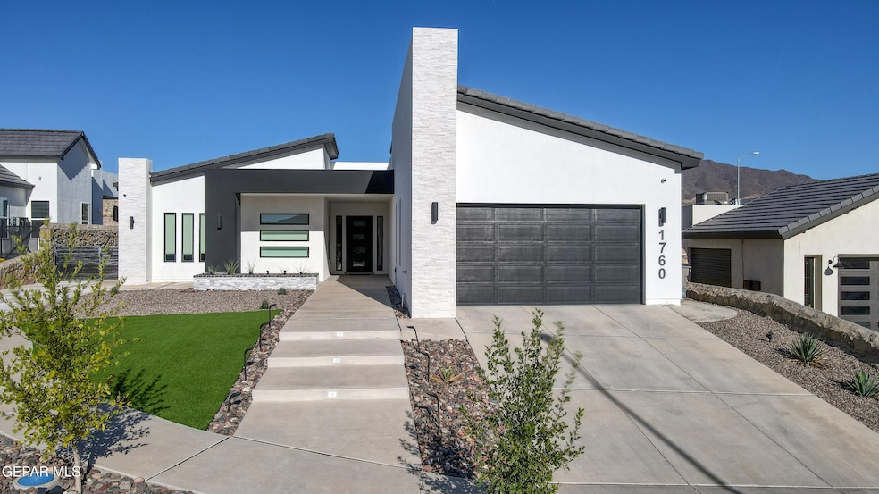 For Sale $660,000 • Co-Listing Agent