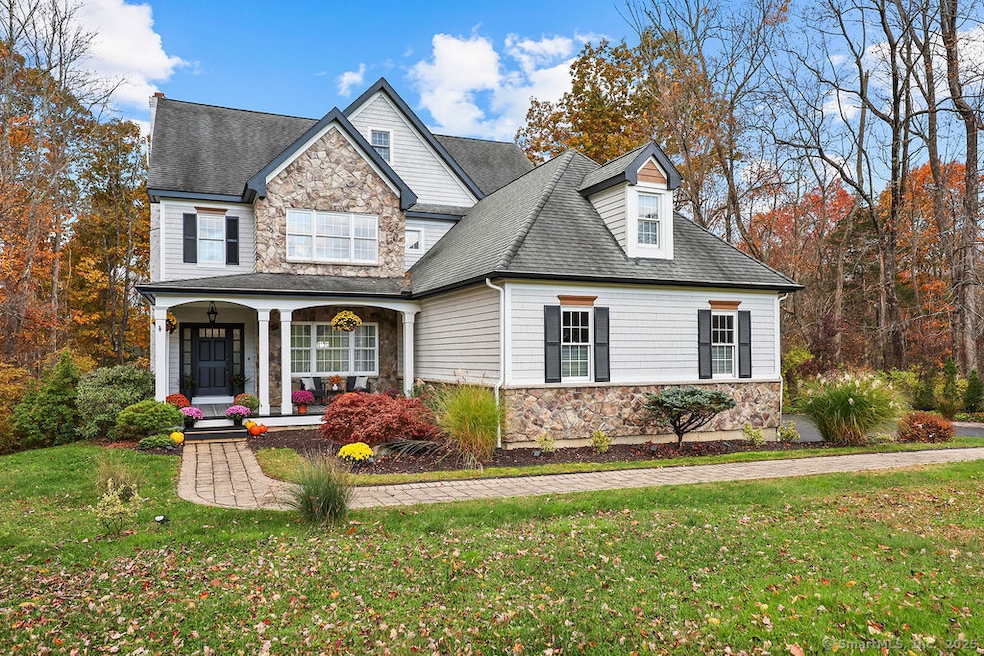 35 Rustle Meadow Ln, Canton, CT 06019 - photo 1