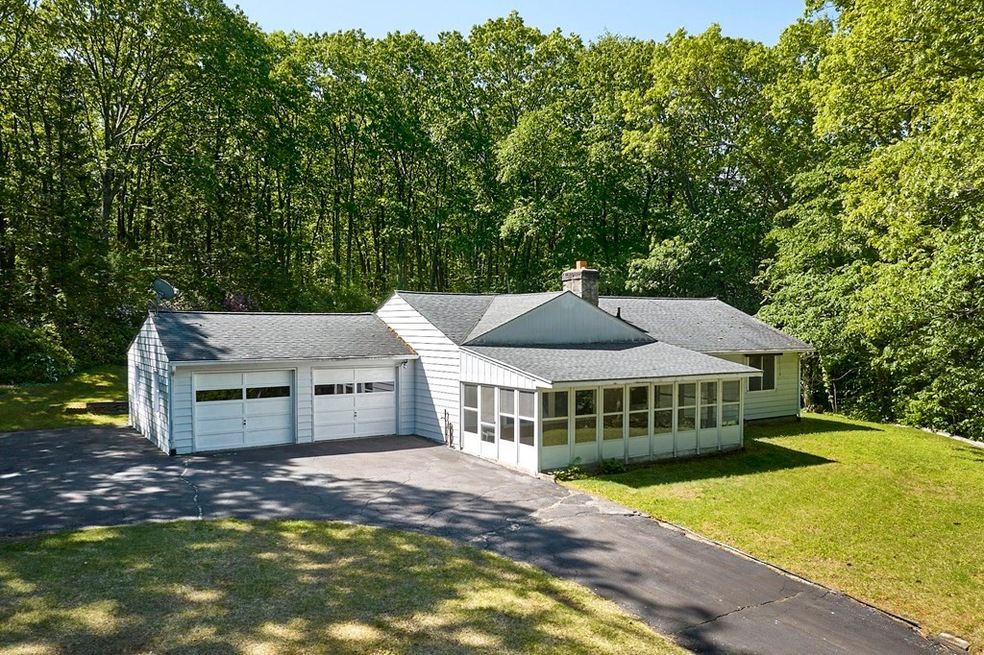 20 Southampton Rd, Holyoke, MA 01040 - photo 1