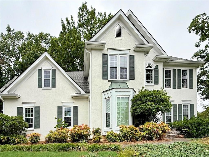 View of front of property with stucco siding