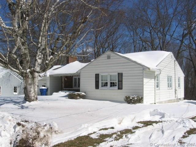 112 Bateswood Rd, Waterbury, CT 06706 - photo 1