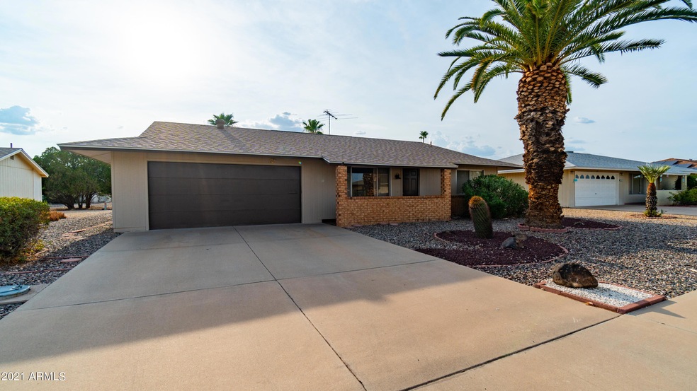 17420 N Horseshoe Ln, Sun City, AZ 85373 - photo 1
