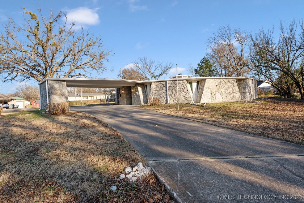 108 Fairmont Rd, Vinita, OK 74301 - photo 1