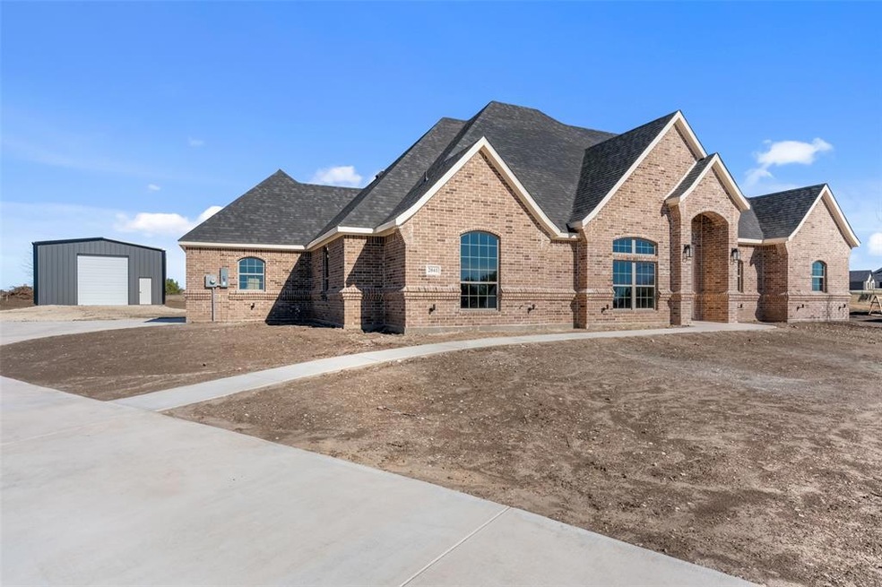 2041 Sunset Hill Ct, Weatherford, TX 76087 - photo 1
