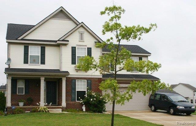 9059 Maple Ridge Dr, Newport, MI 48166 - photo 1