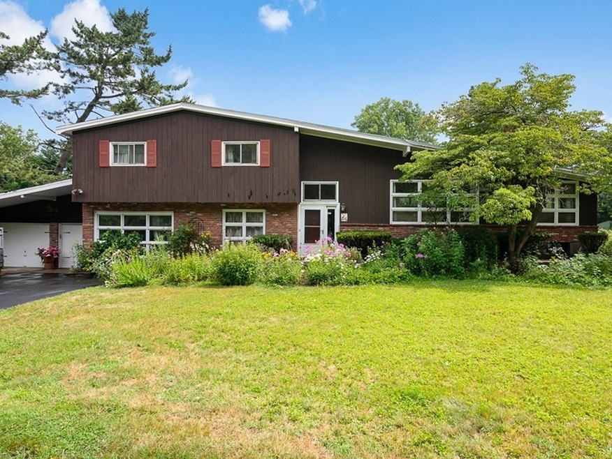 80 Governor Stoughton Ln, Milton, MA 02186 - photo 1