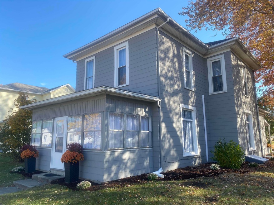 215 N Harrison St, Portland, IN 47371 - photo 1