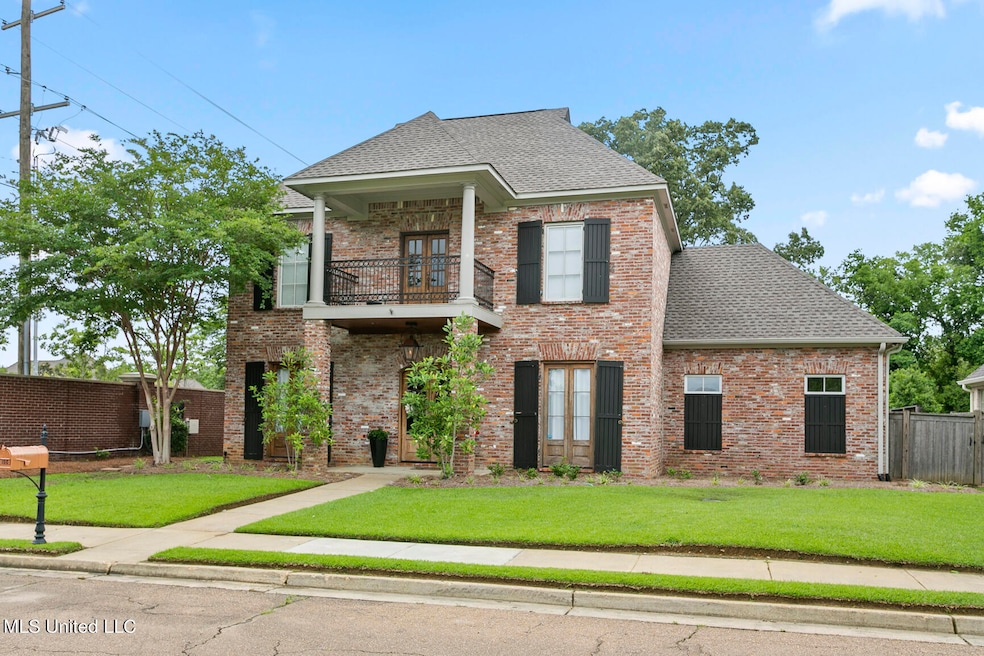 100 Charlestown Square final-1