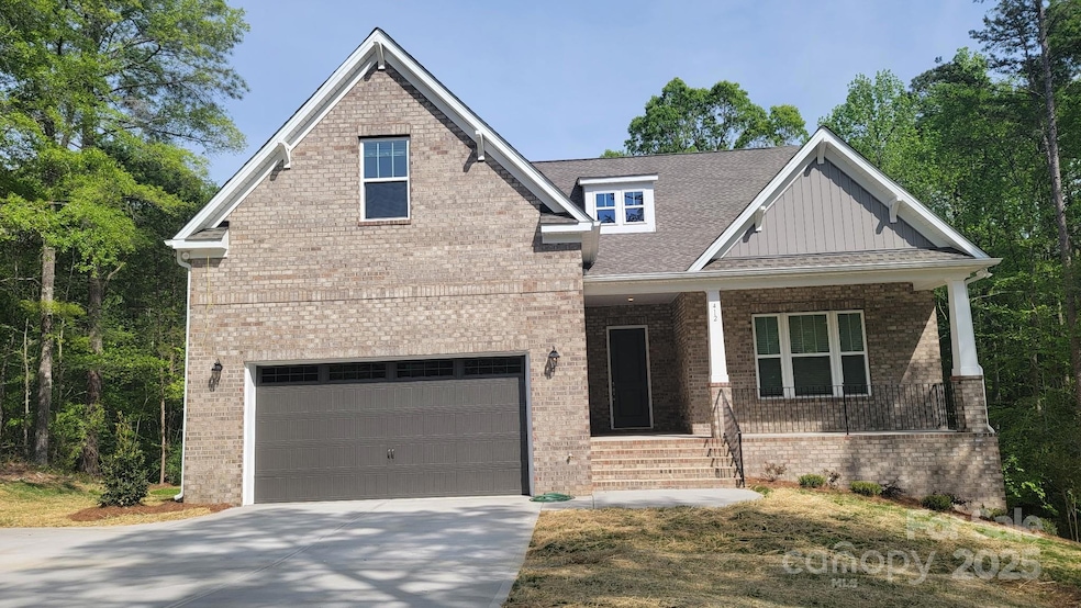 412 Riddle Mill Rd, Clover, SC 29710 - photo 1