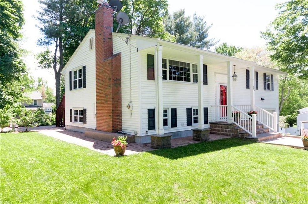 15 Conard Dr, West Hartford, CT 06107 - photo 1