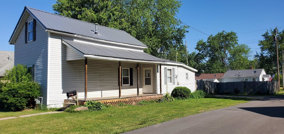 928 W Arch St, Portland, IN 47371 - photo 1