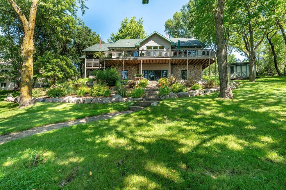 Pending $799,000 • Co-Listing Agent