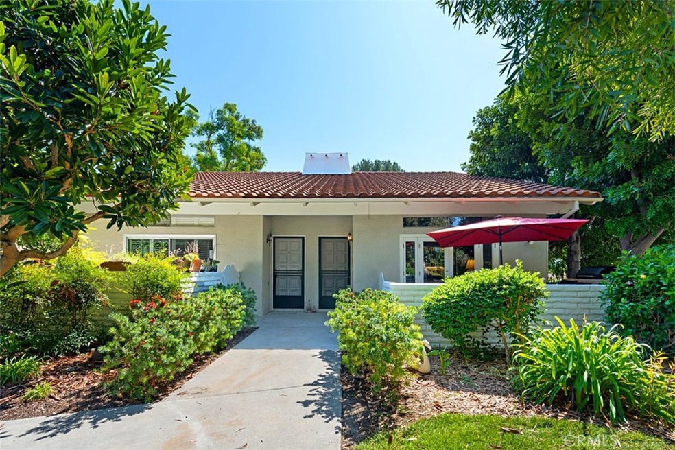 824 Via Alhambra unit D, Laguna Woods, CA 92637 - photo 1