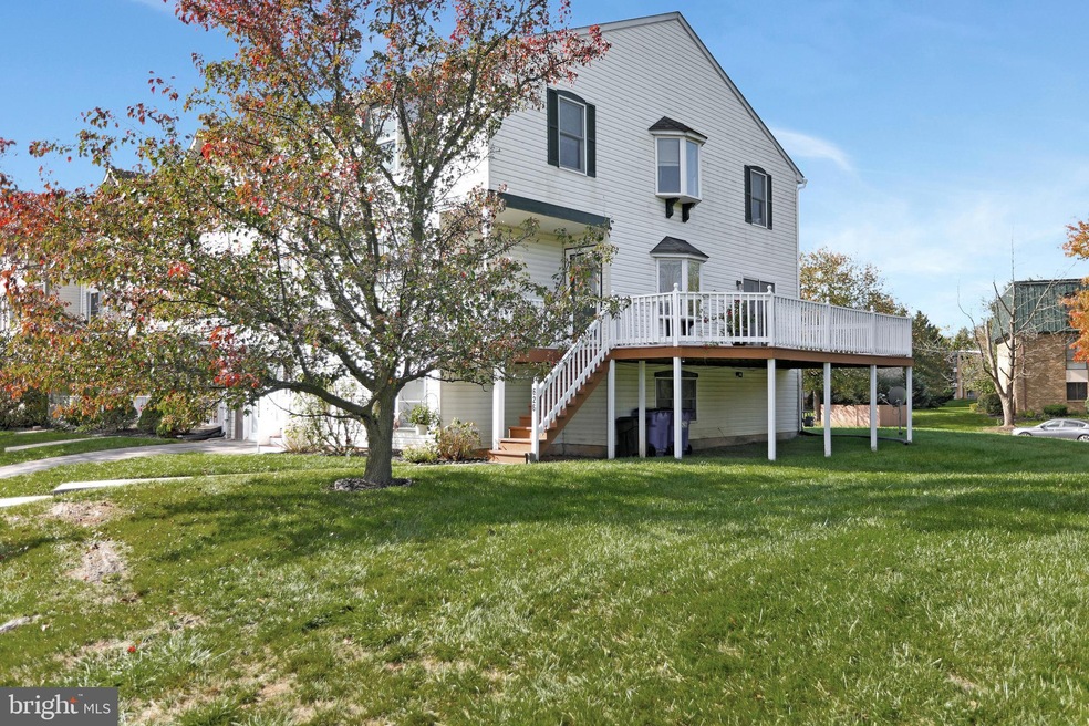 626 Knightsbridge Dr, Hagerstown, MD 21740 - photo 1