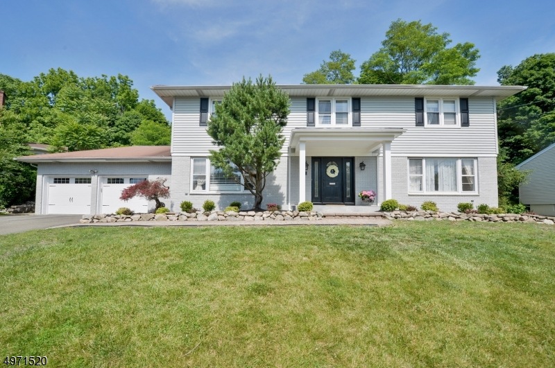 7 Pilgrim Way, Wayne, NJ 07470 - photo 1