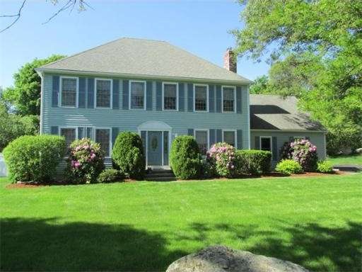 10 Shea Dr, Holliston, MA 01746 - photo 1